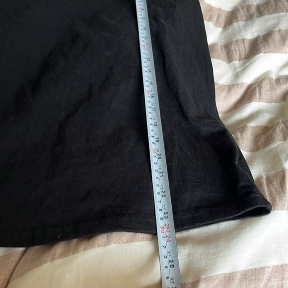 The Frankie Shop Eva Padded Shoulder Muscle T-Shirt Black Size Extra Small. - Picture 14 of 14